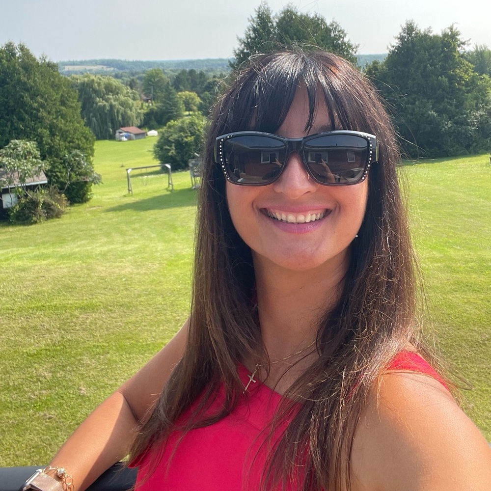 Meet your Posher, Diana